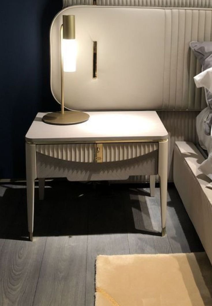 Crown Imperial Bedroom Set - Image 6