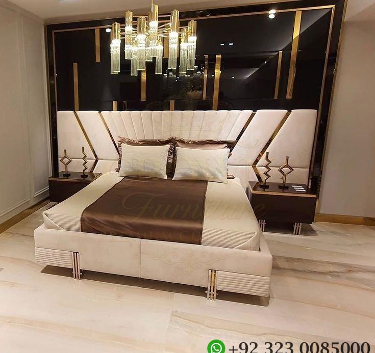 Crown Victoria Bed with Side Tables - Image 2