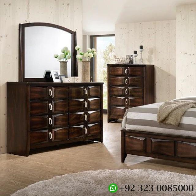 Crown Windsor Luxury Bedroom Set - Image 2