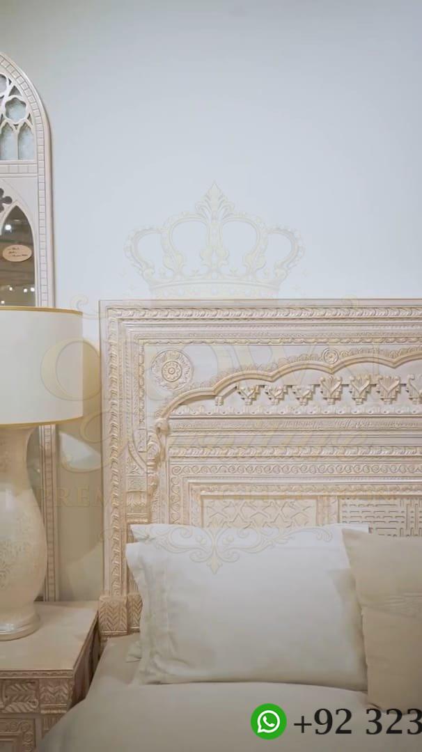 Crown Luxe Bed with Side Tables - Image 4